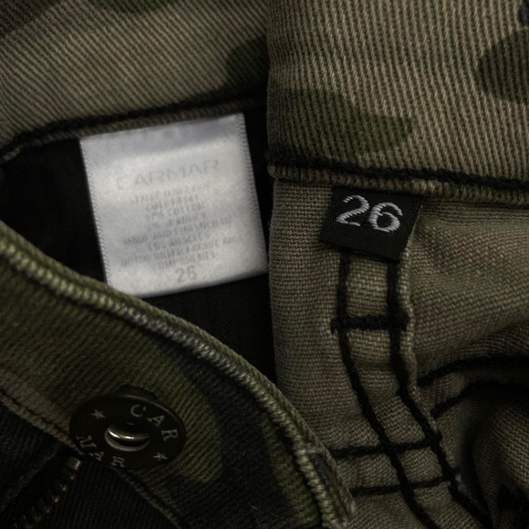 Camouflage denim skirt ( Carmar LF , women’s size 26 ) - Picture 3 of 3